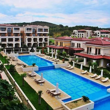 студио в затворен комплекс Sozopol