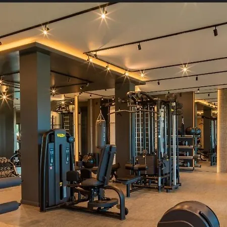 Apartment студио в затворен комплекс